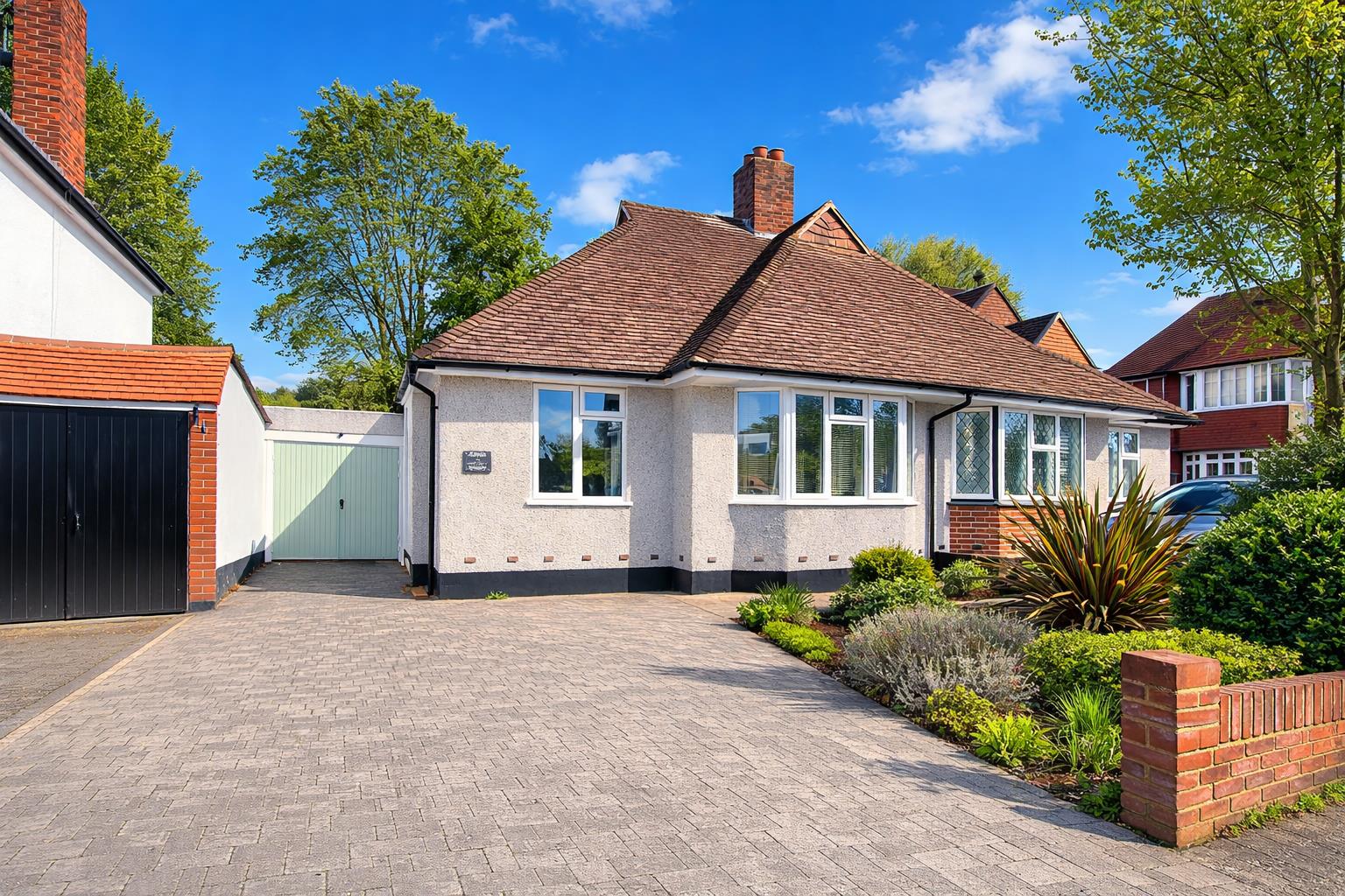 2 bed property in The Holt, Wallington